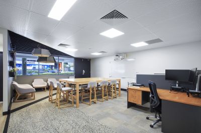 REFURBISHED GROUND FLOOR OFFICE WITH PARKING