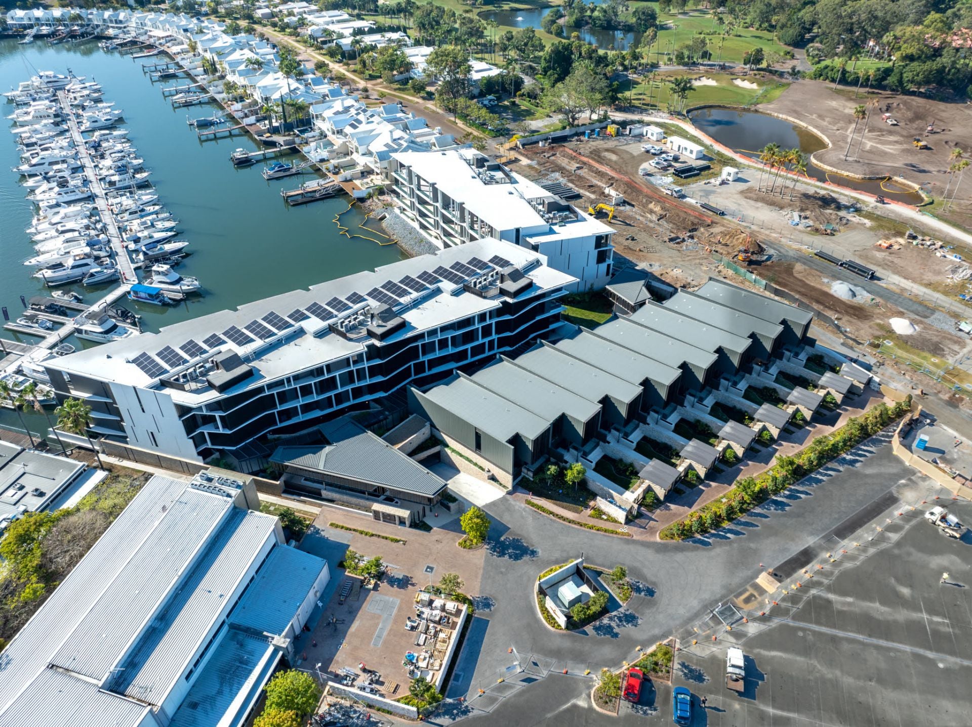 42/1 Grand Jabiru Way, Sanctuary Cove - Image 1
