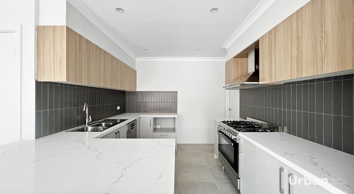 Tahmoor 45 Dulcimere Street