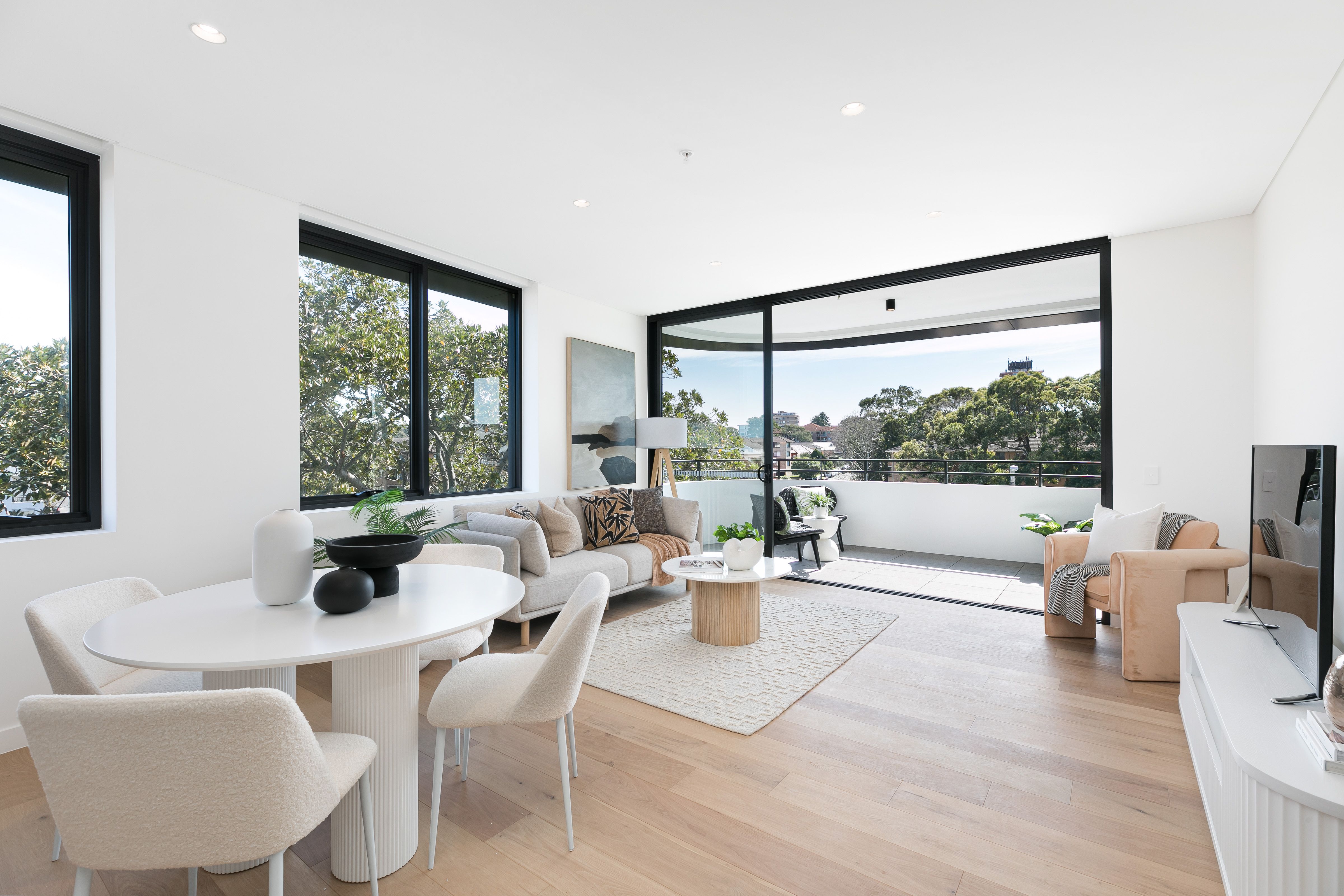 203/2a Wilbar Avenue CRONULLA 2230