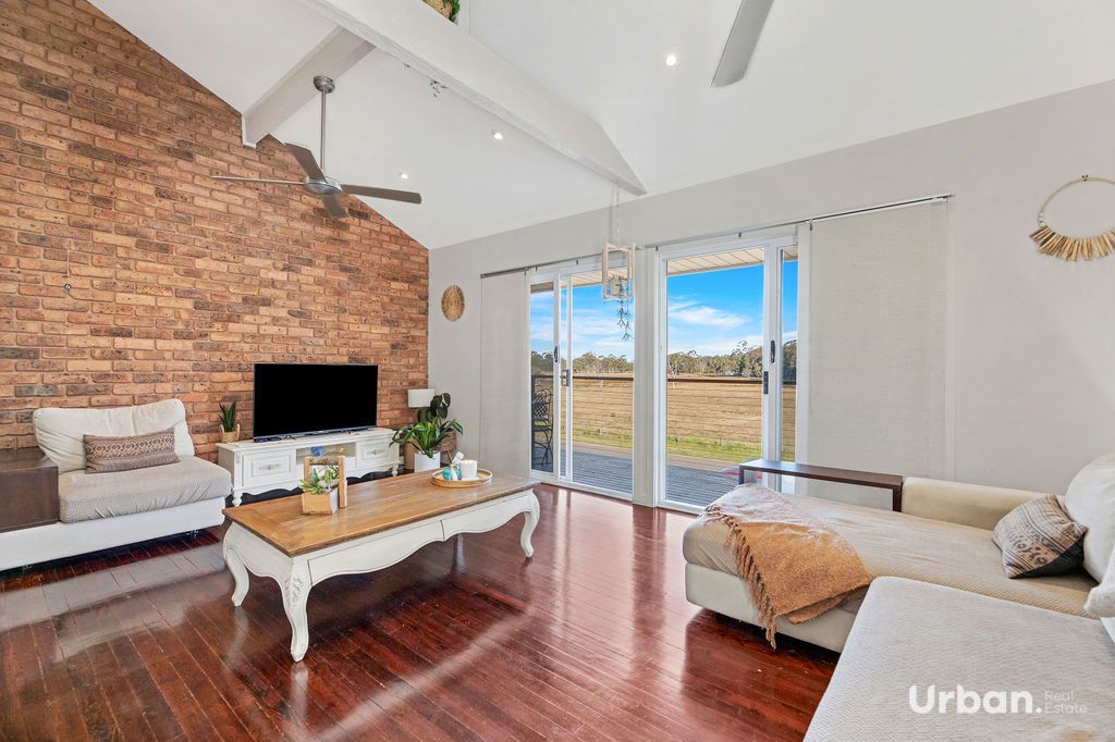Mcgraths Hill 33 McGrath Road