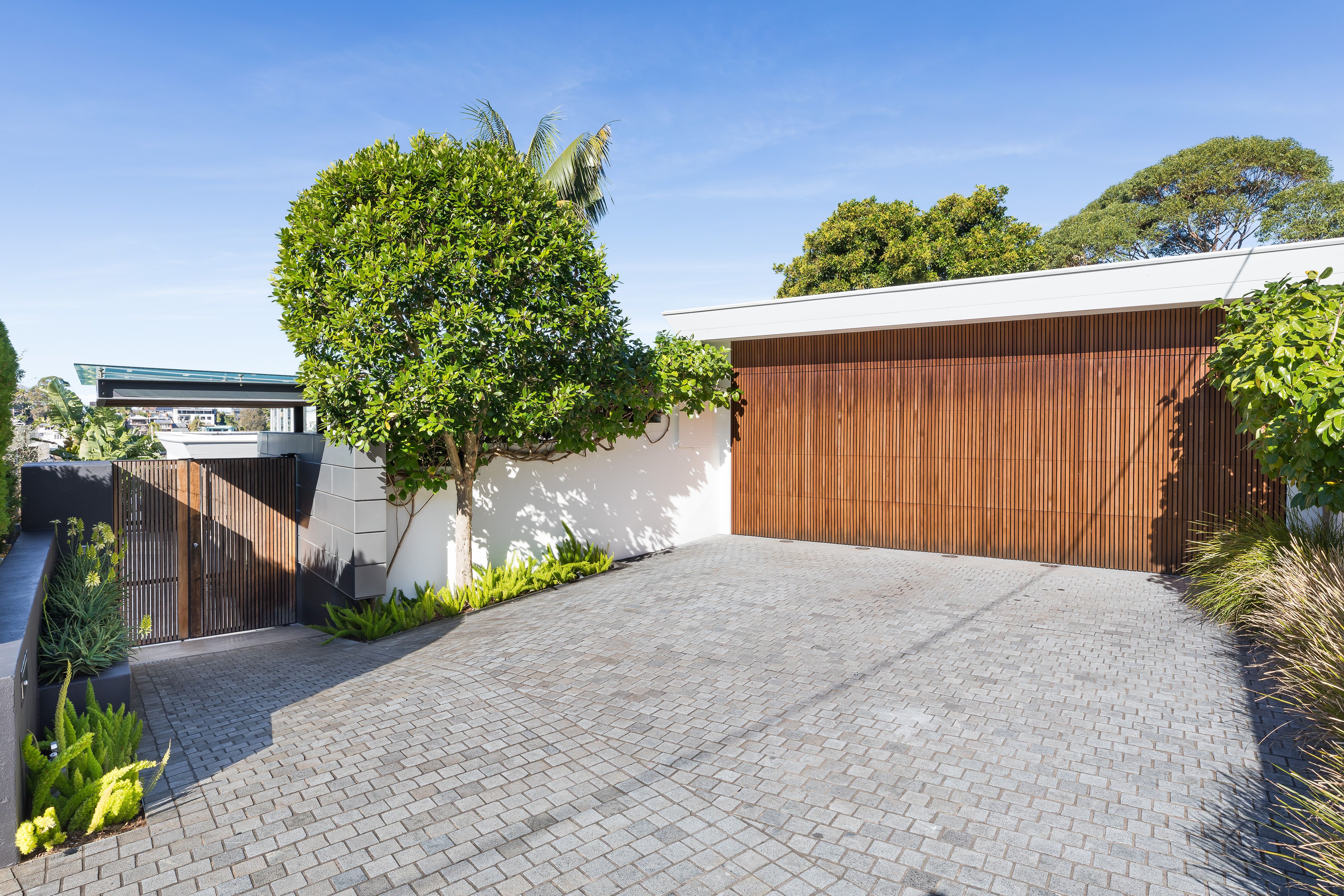 10 Alkira Place CARINGBAH SOUTH 2229