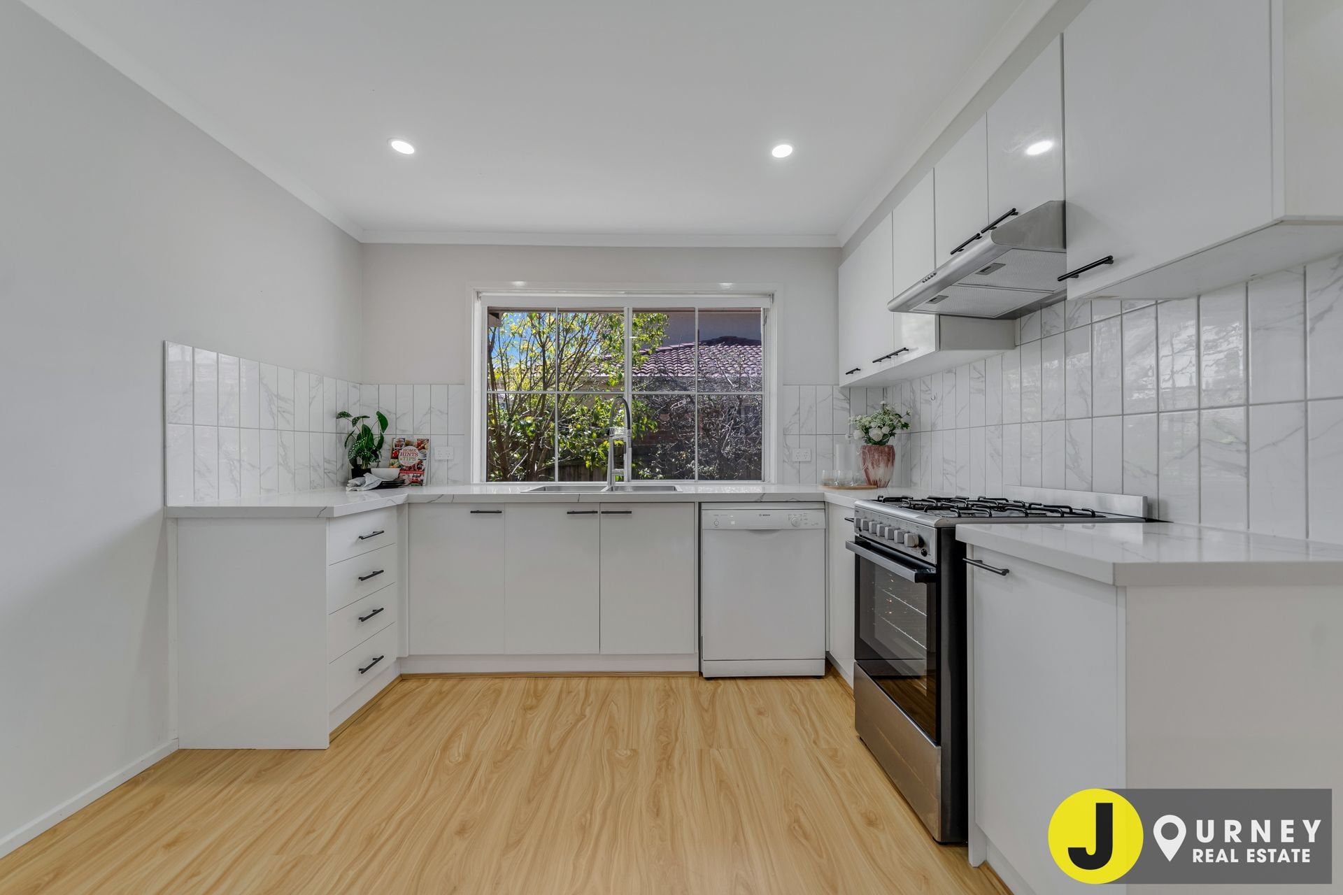 3/36 Panoramic Grove, Glen Waverley VIC, Glen Waverley - Thumbnail 7