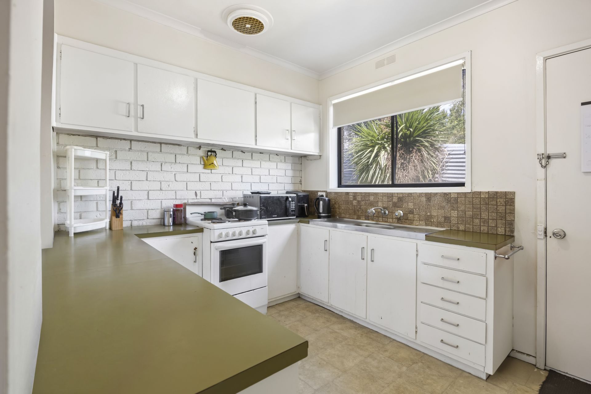 3/633 Bond Street Golden Point VIC, Golden Point - Thumbnail 7