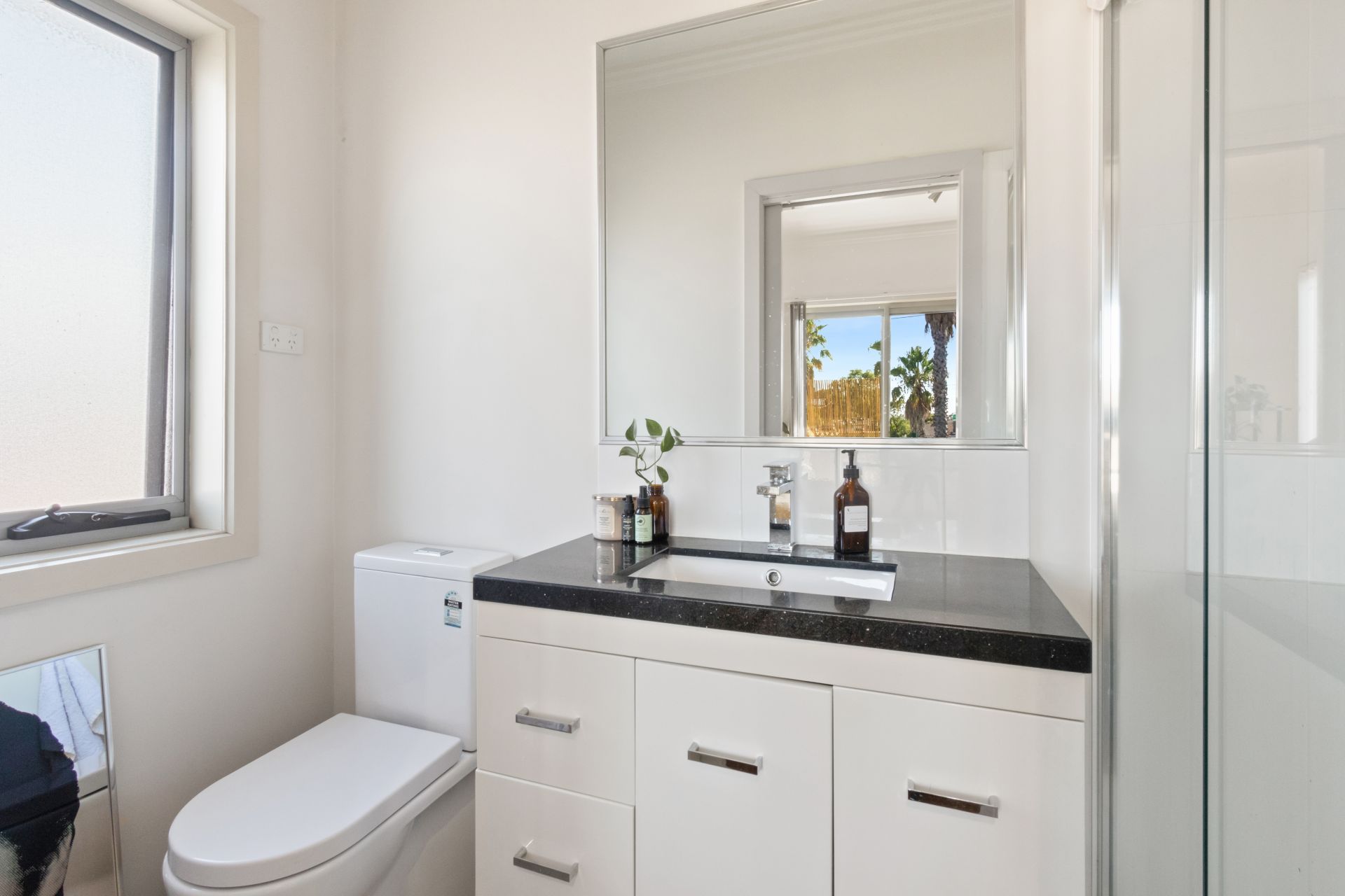 Luxury Studio Apartment