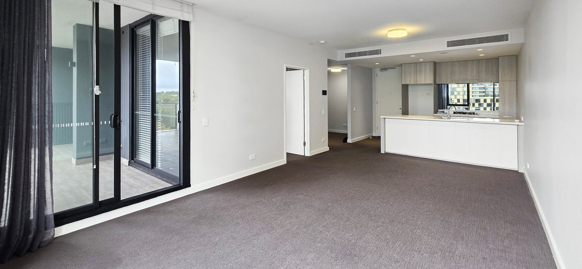 604/1 Foreshore Boulevard Woolooware NSW, Woolooware - Thumbnail 4