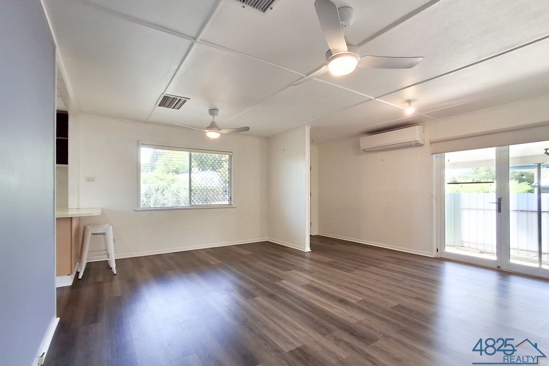 18 Shaw Crescent Mount Isa QLD, Mount Isa City - Thumbnail 3