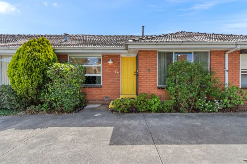 2/141 Hickford Street, Reservoir
