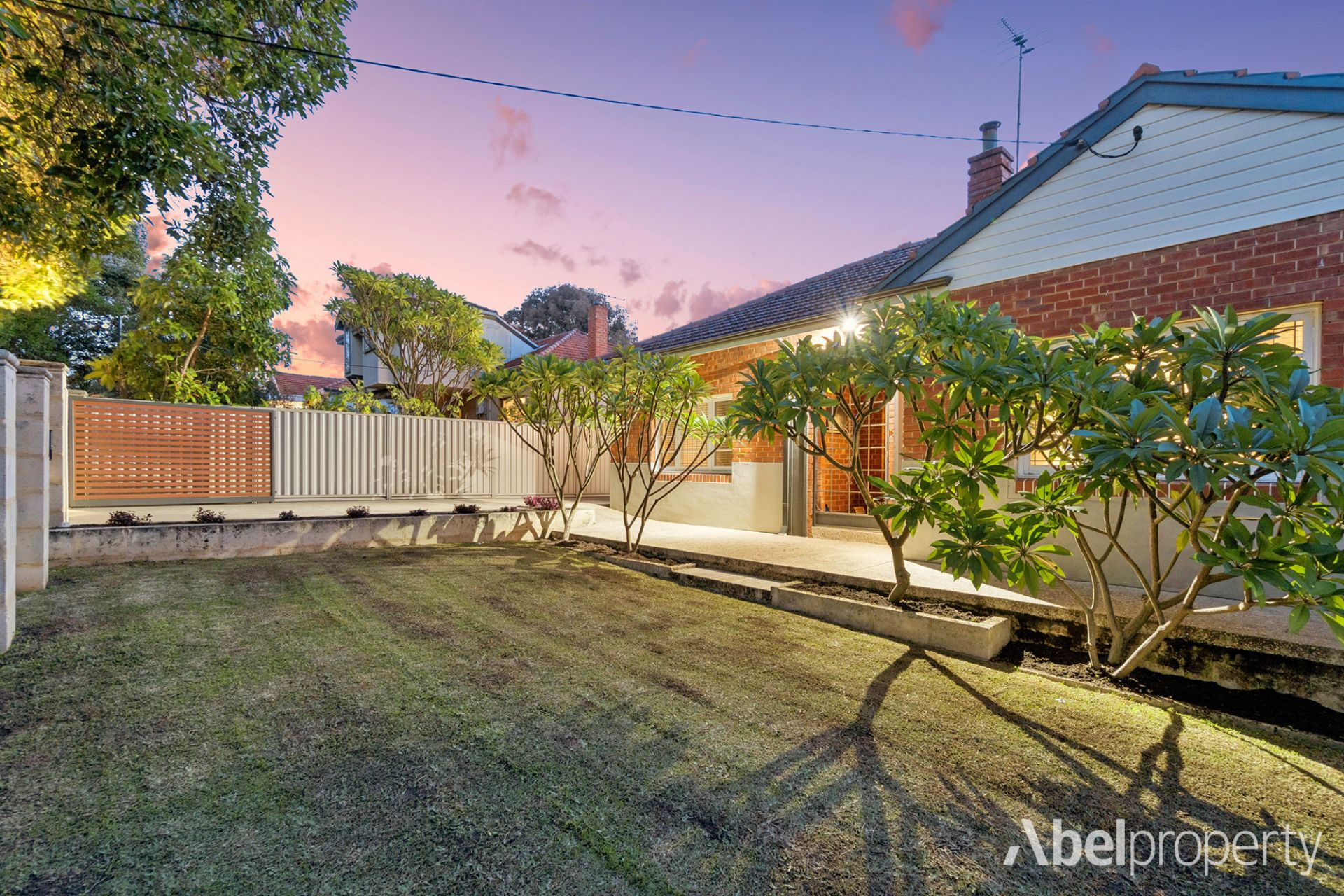 25 Highlands Road Joondanna WA, Joondanna - Thumbnail 5
