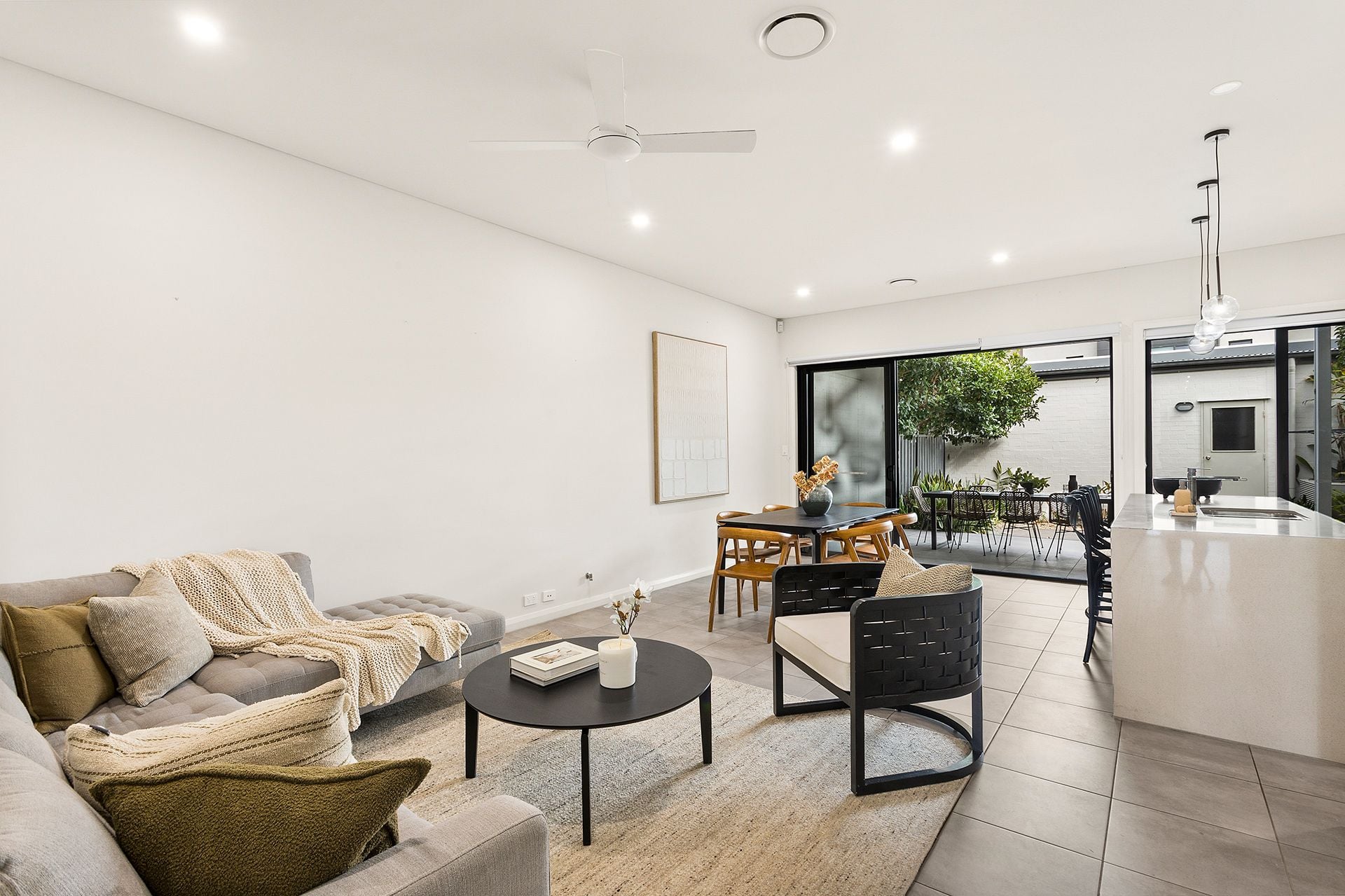 2/93 Harbour Boulevard, Shell Cove NSW 2529, Shell Cove - Thumbnail 3