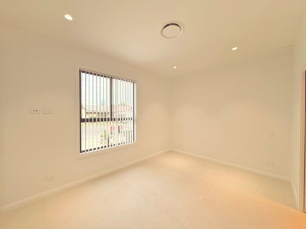 31 Cardigan Street, Auburn, Auburn - Thumbnail 4