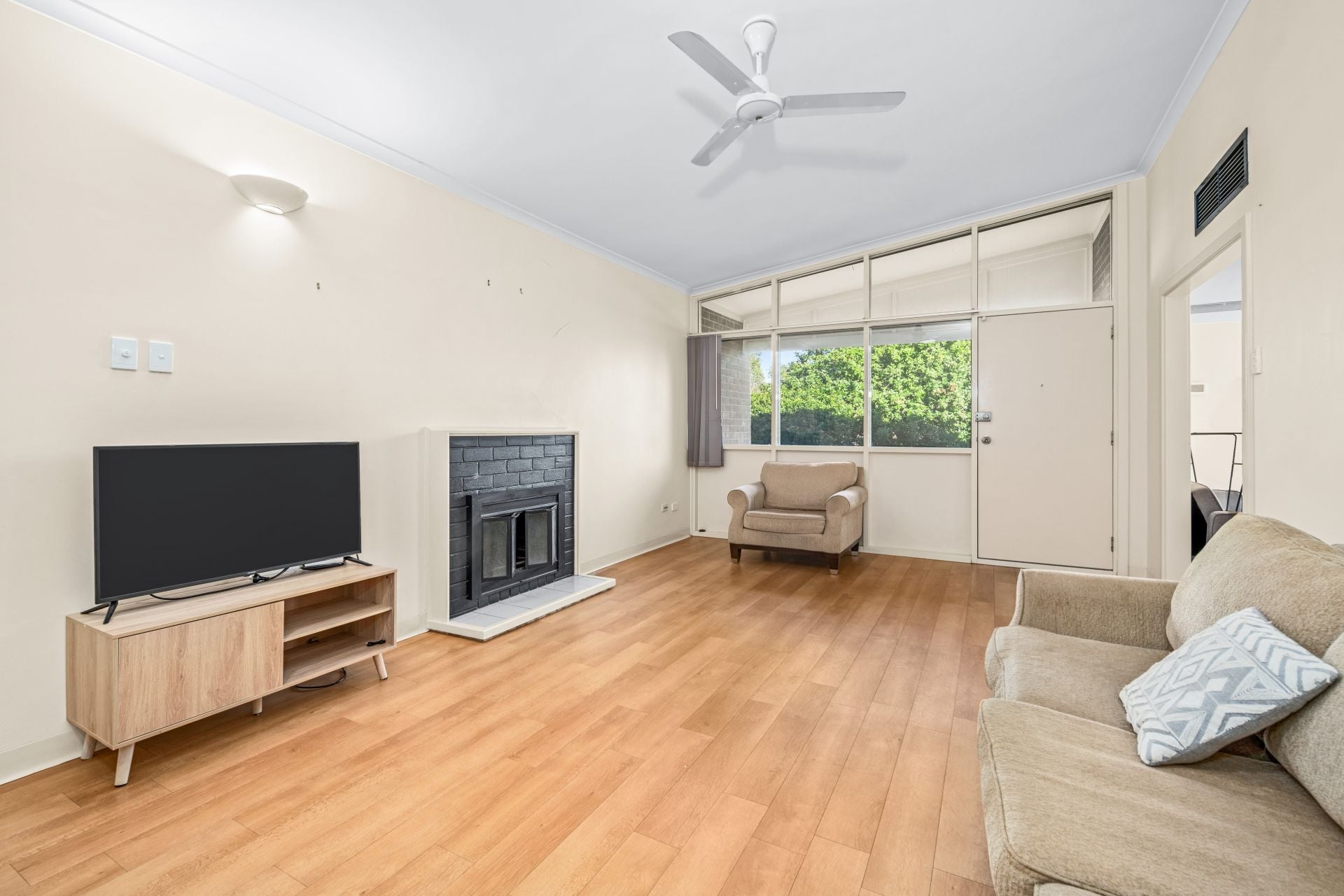 27 Memorial Avenue Gillen NT, Gillen - Thumbnail 4