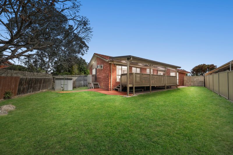 8 Durack Place, Mill Park
