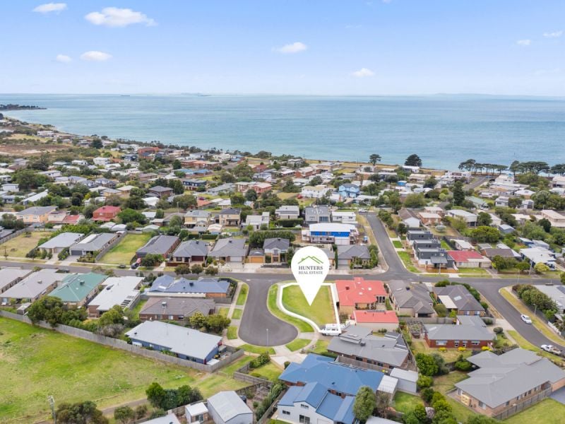 1-2 Coles Close, St Leonards - Image 1