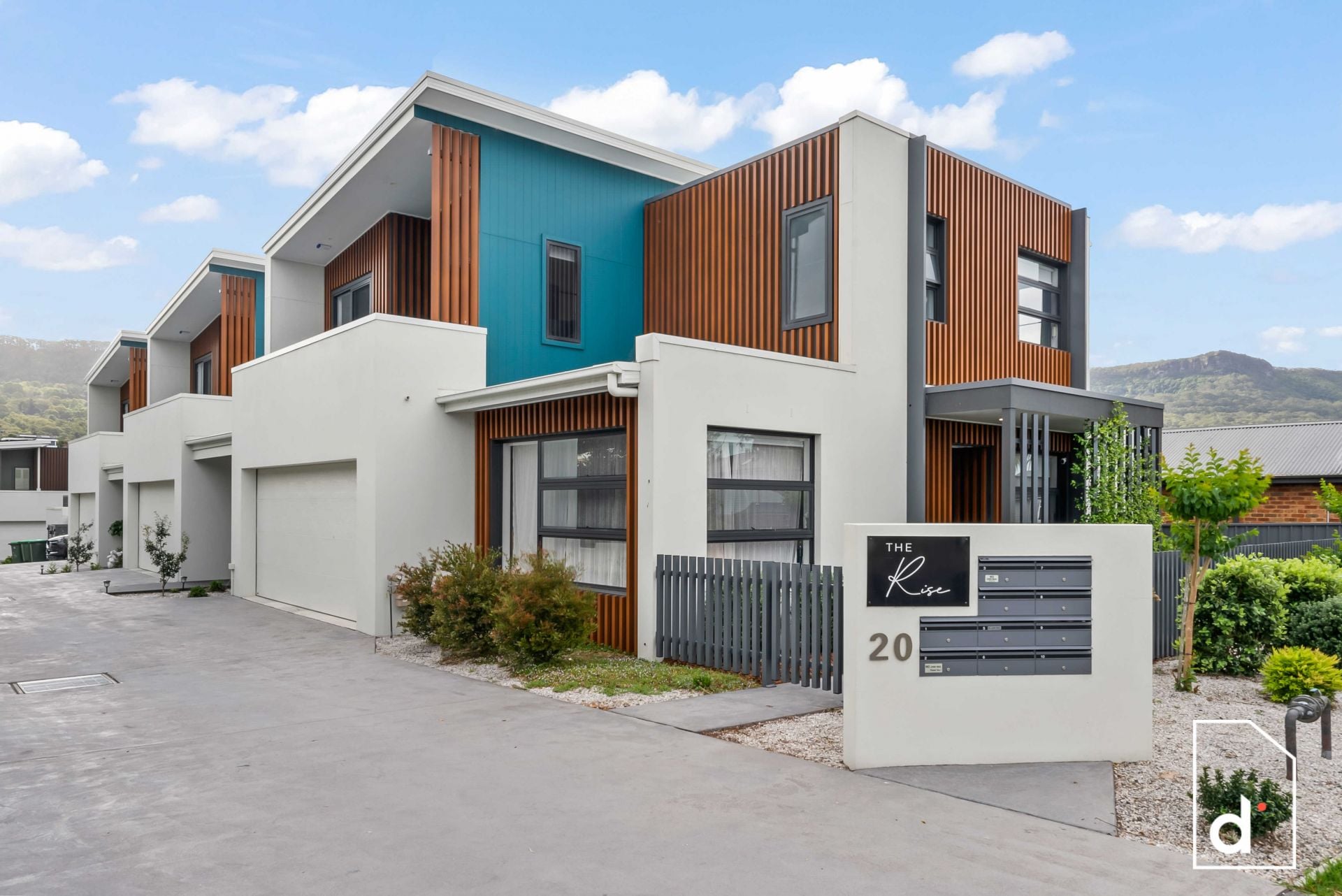 1/20 Russell Street, Balgownie NSW