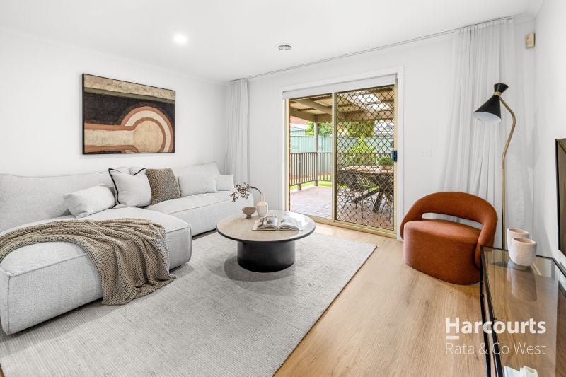 9 Northampton Crescent, Caroline Springs