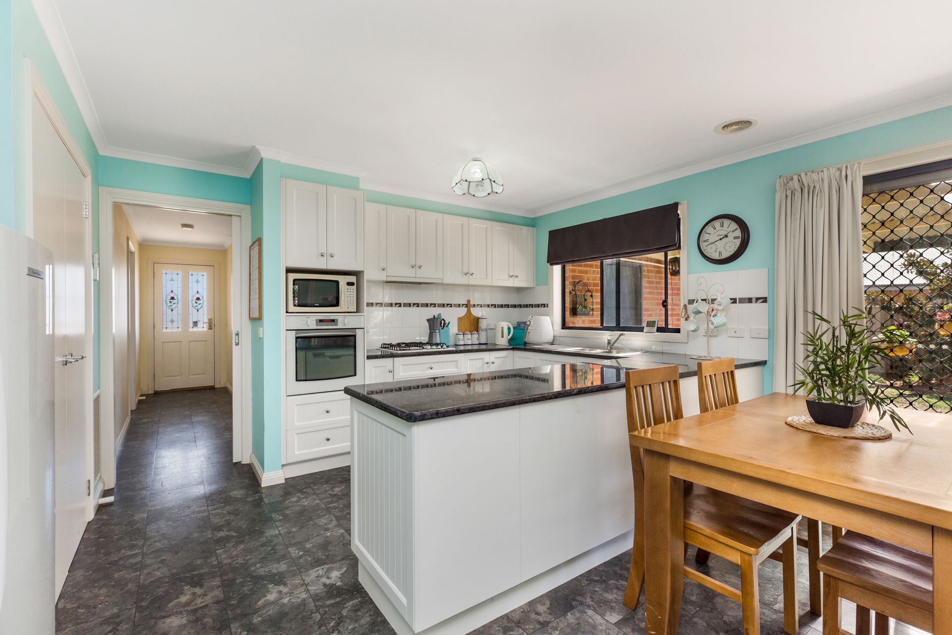 4 Jennifer Close, Epsom, Epsom, Epsom - Thumbnail 6