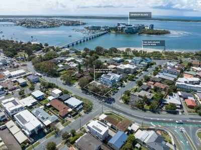 Ideal Investment Or Development Opportunity!