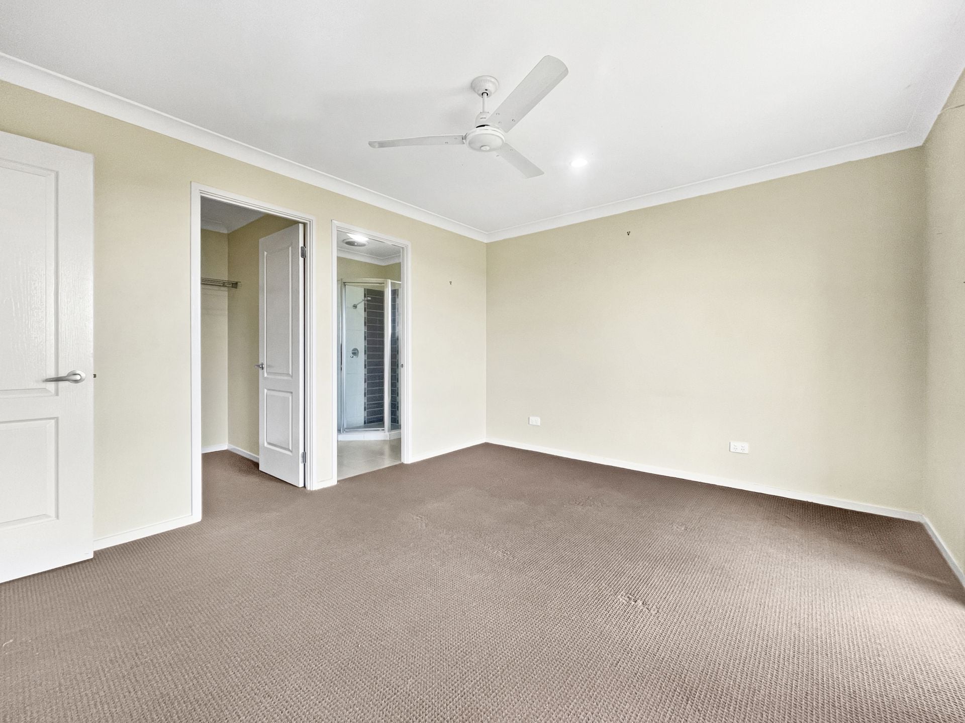 53 Honeyman Drive Orange NSW, Orange - Thumbnail 5