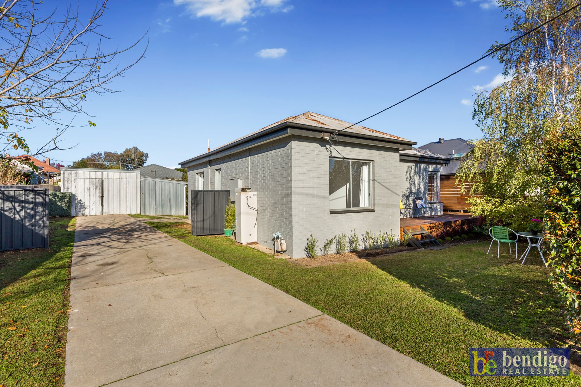 8 Theodore Street Flora Hill VIC, Hill - Image 1