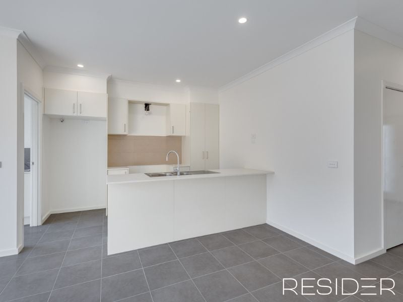 106 Macedon Parade Wollert, Wollert - Thumbnail 4