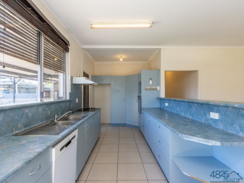 6 Bougainville Street Mount Isa QLD, Mount Isa City - Thumbnail 6