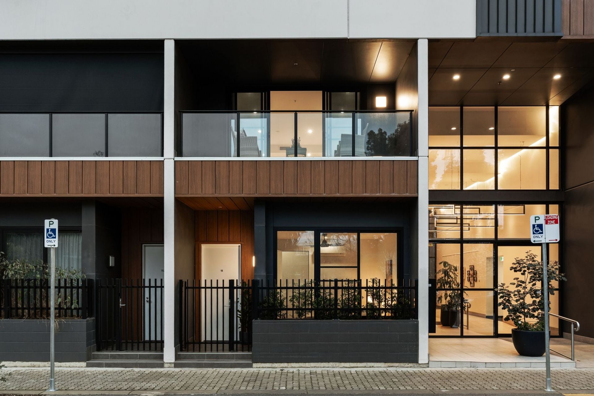 11 Fourth Street, Bowden, Bowden - Thumbnail 2