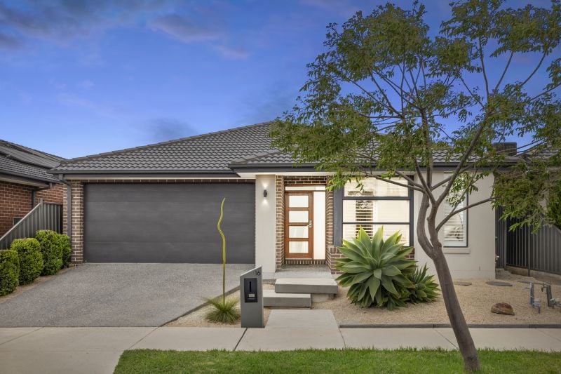 16 Shale Way, Wollert