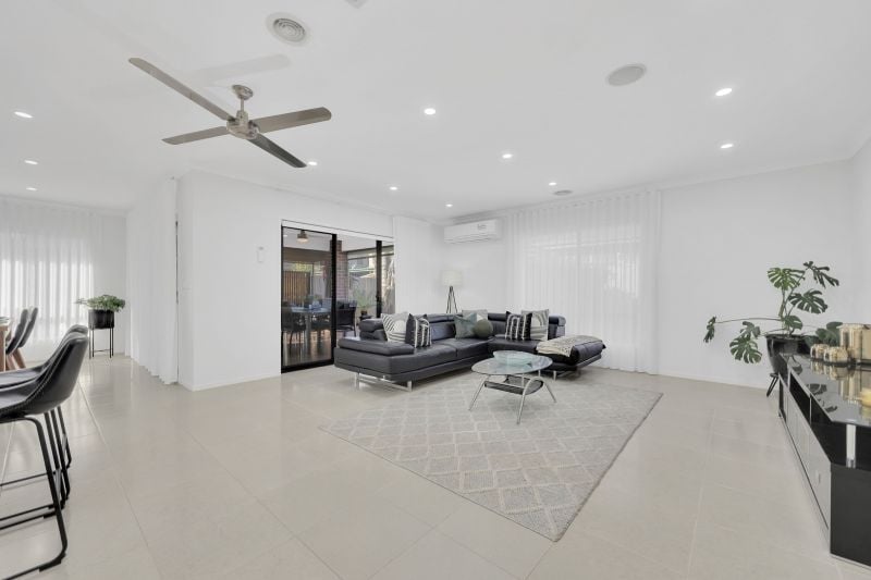 8 Taberer Court, Epping