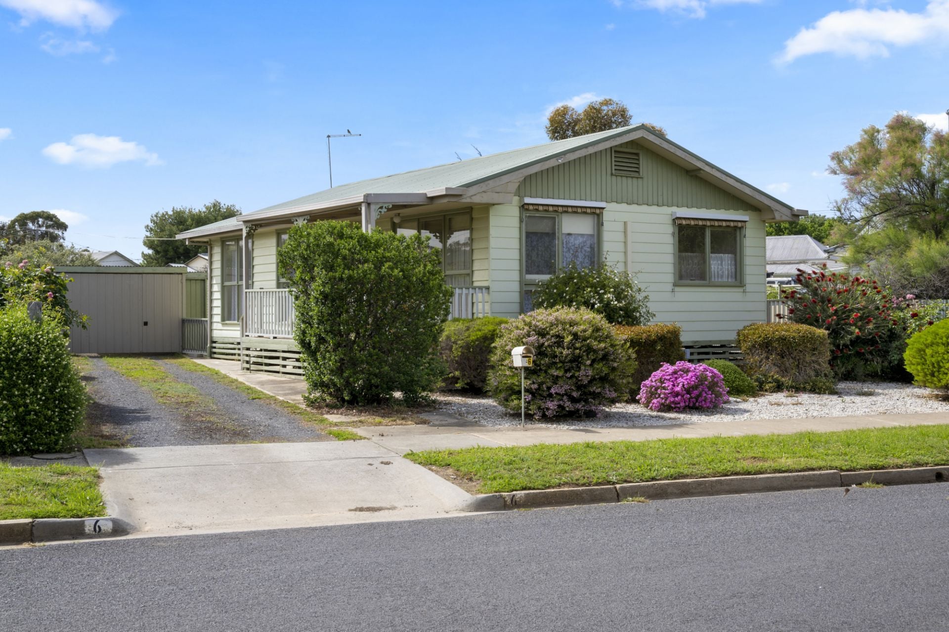 6 Golden Wattle Drive, Maryborough - Thumbnail 2