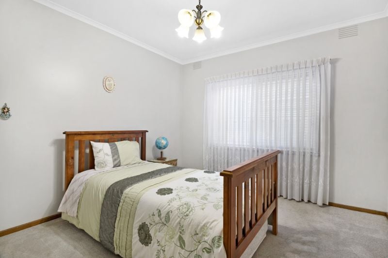 23 Deakin Avenue, Lalor