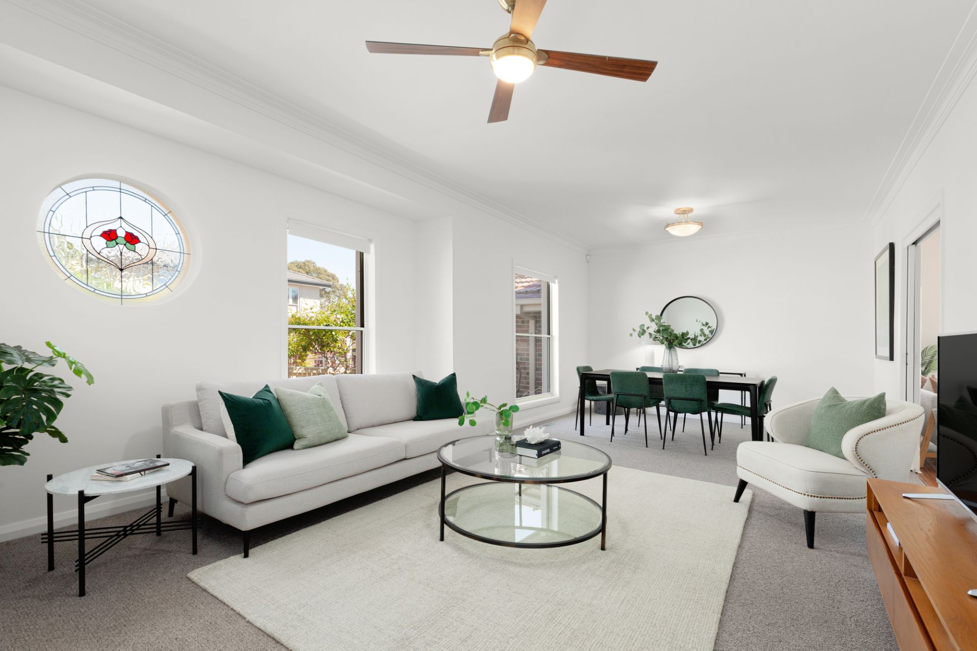 10 Royal Lane, Surrey Hills, Surrey Hills - Thumbnail 2