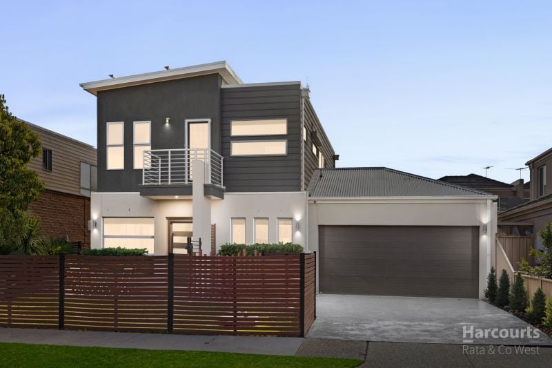 12 Chelsworth Place, Caroline Springs