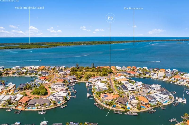 11-13 Queen Guineveres Place, Sovereign Islands QLD 4216, Sovereign Islands - Thumbnail 4