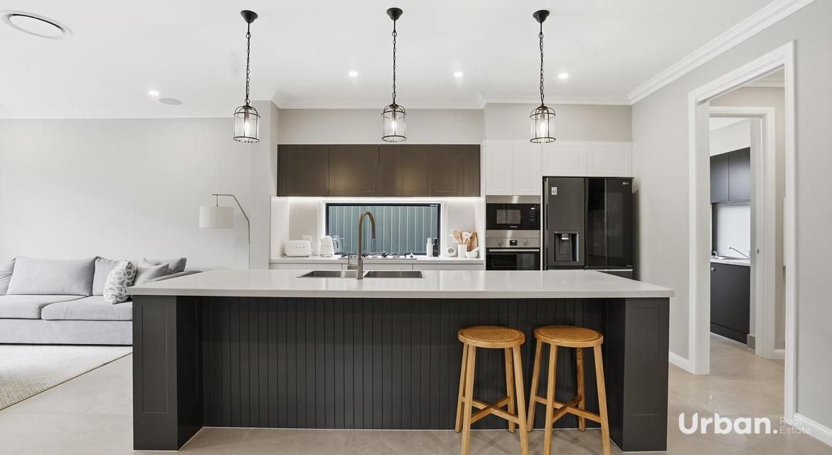 Denham Court 21 Honeymyrtle Avenue