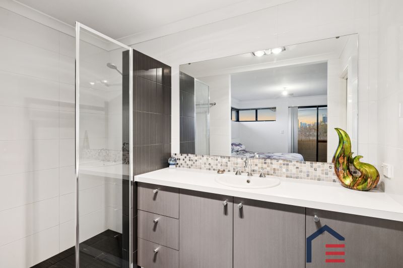 64 Ruby Street, North Perth