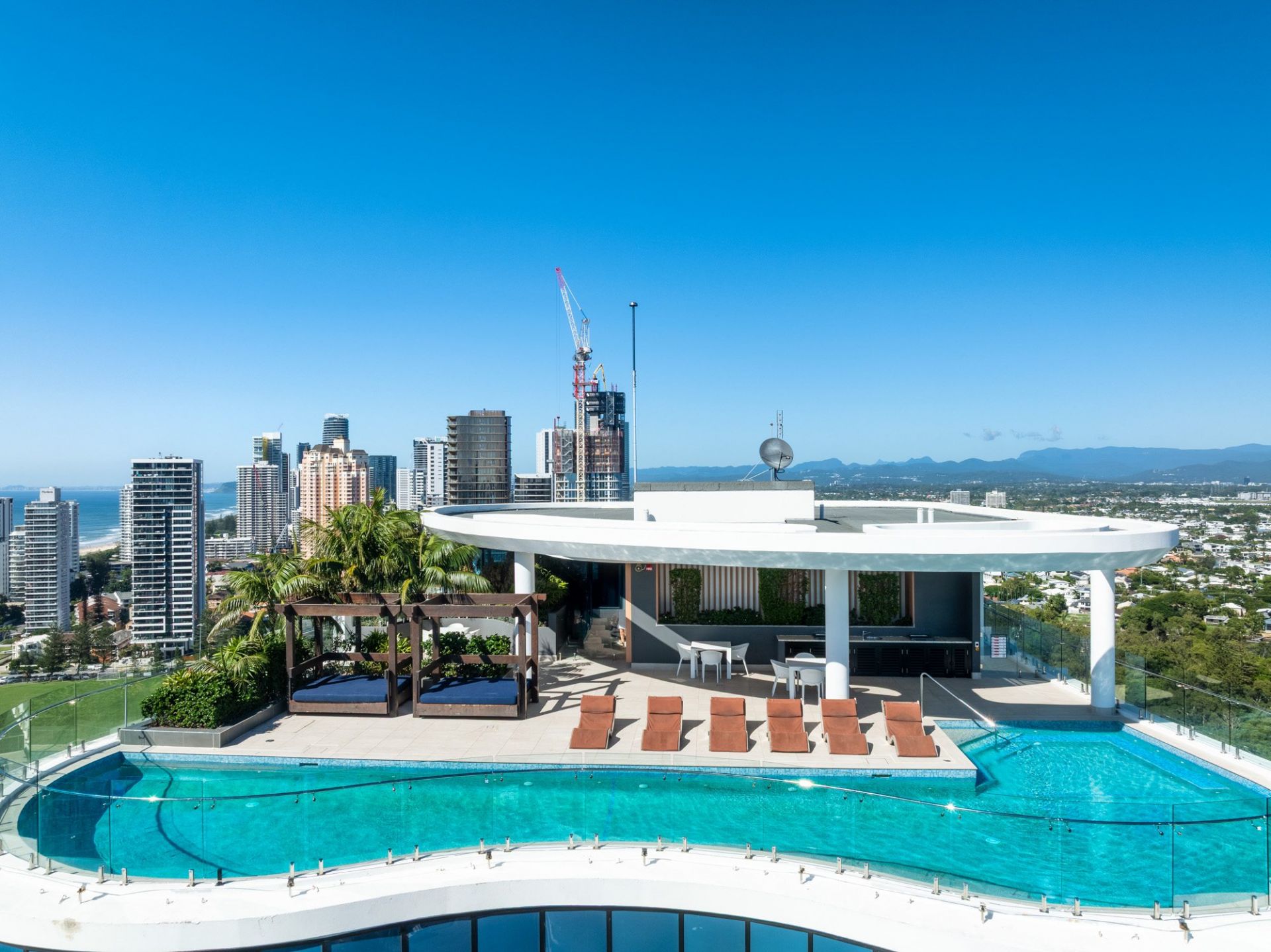 1504/28-30 Second Avenue, Broadbeach - Thumbnail 4