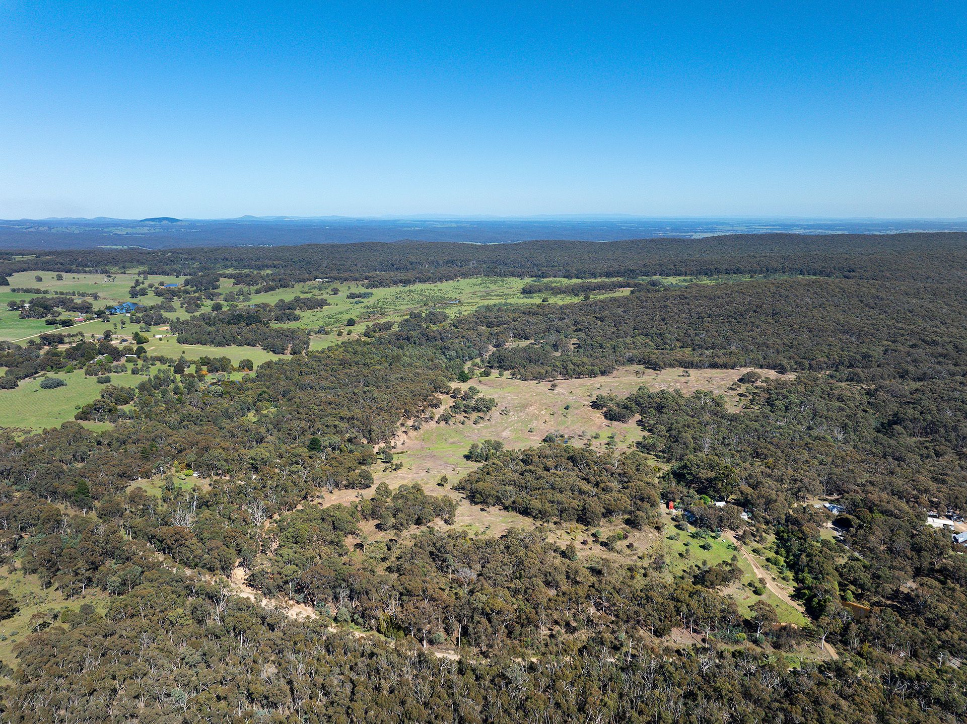 255 Taradale Road Drummond North, Drummond North - Image 1