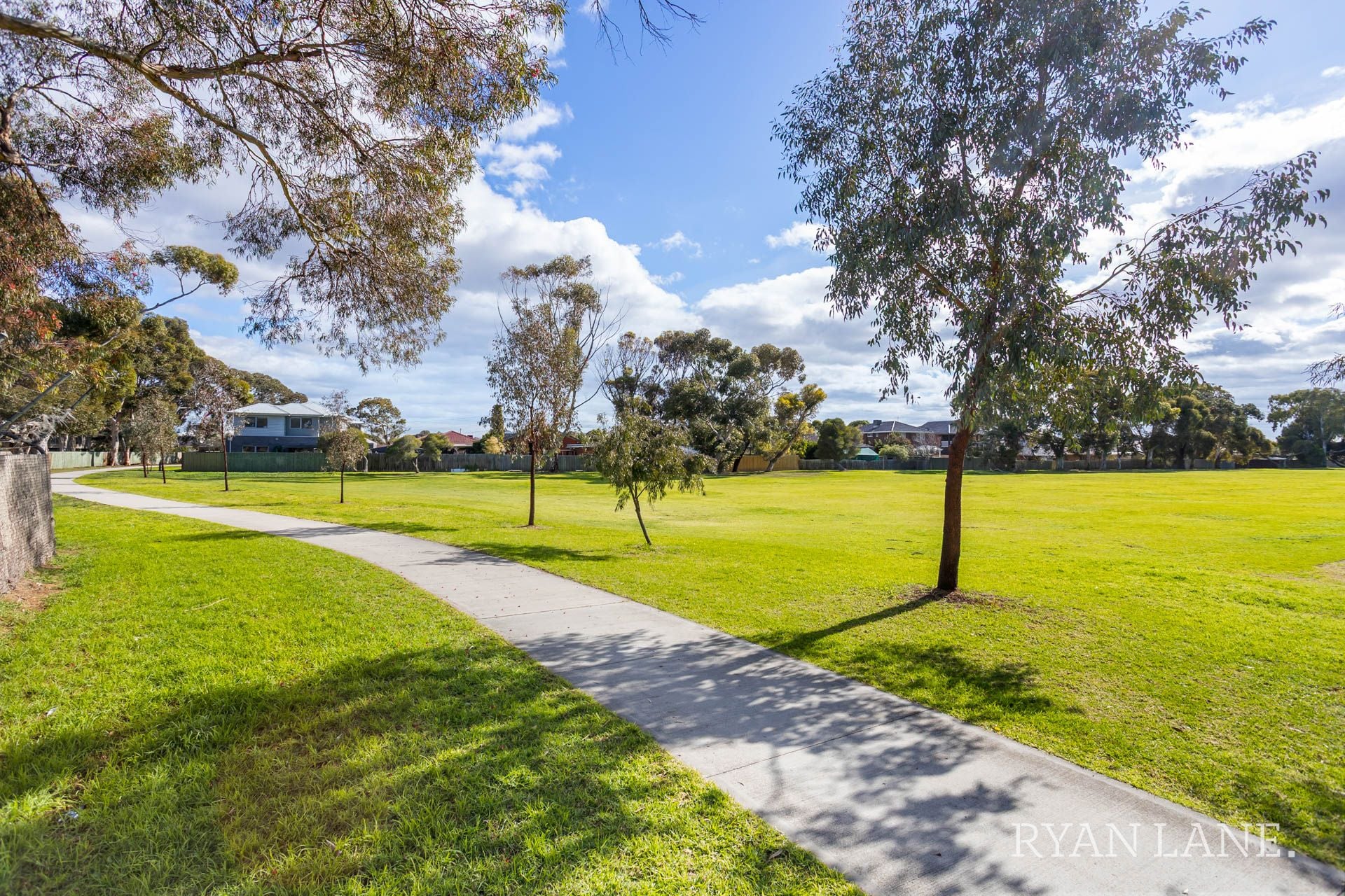12 Mcintyre Drive Altona VIC, Altona - Thumbnail 2