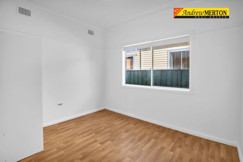 38 Ball Street, Colyton