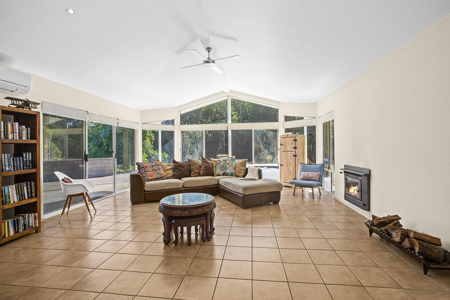 282 Pine Creek Way, Bonville NSW, Bonville - Thumbnail 2
