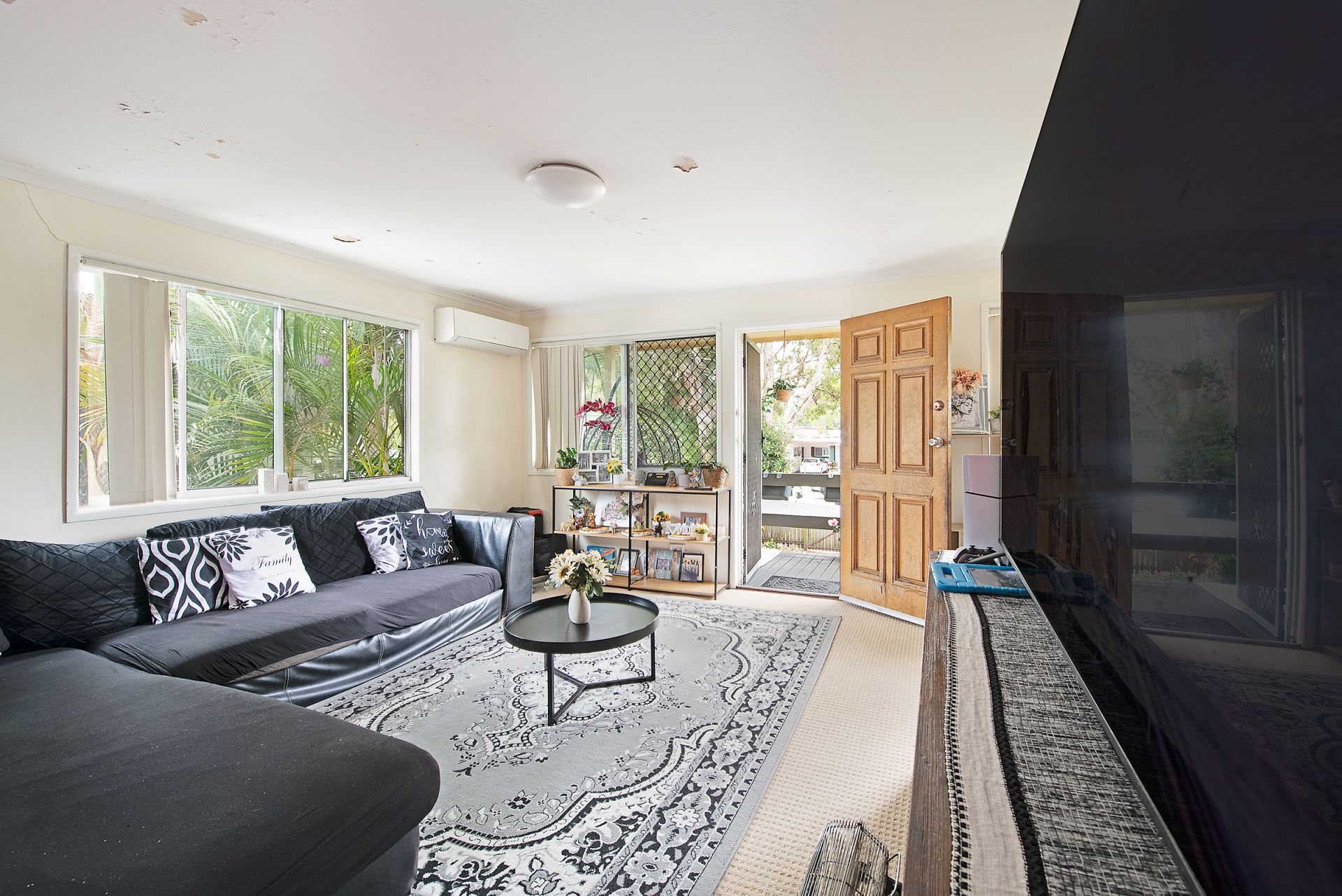 42 Frank Street, Caboolture South, Caboolture South - Thumbnail 3