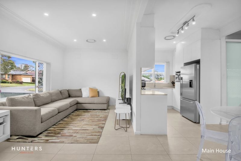 16 Desmond Street, Merrylands