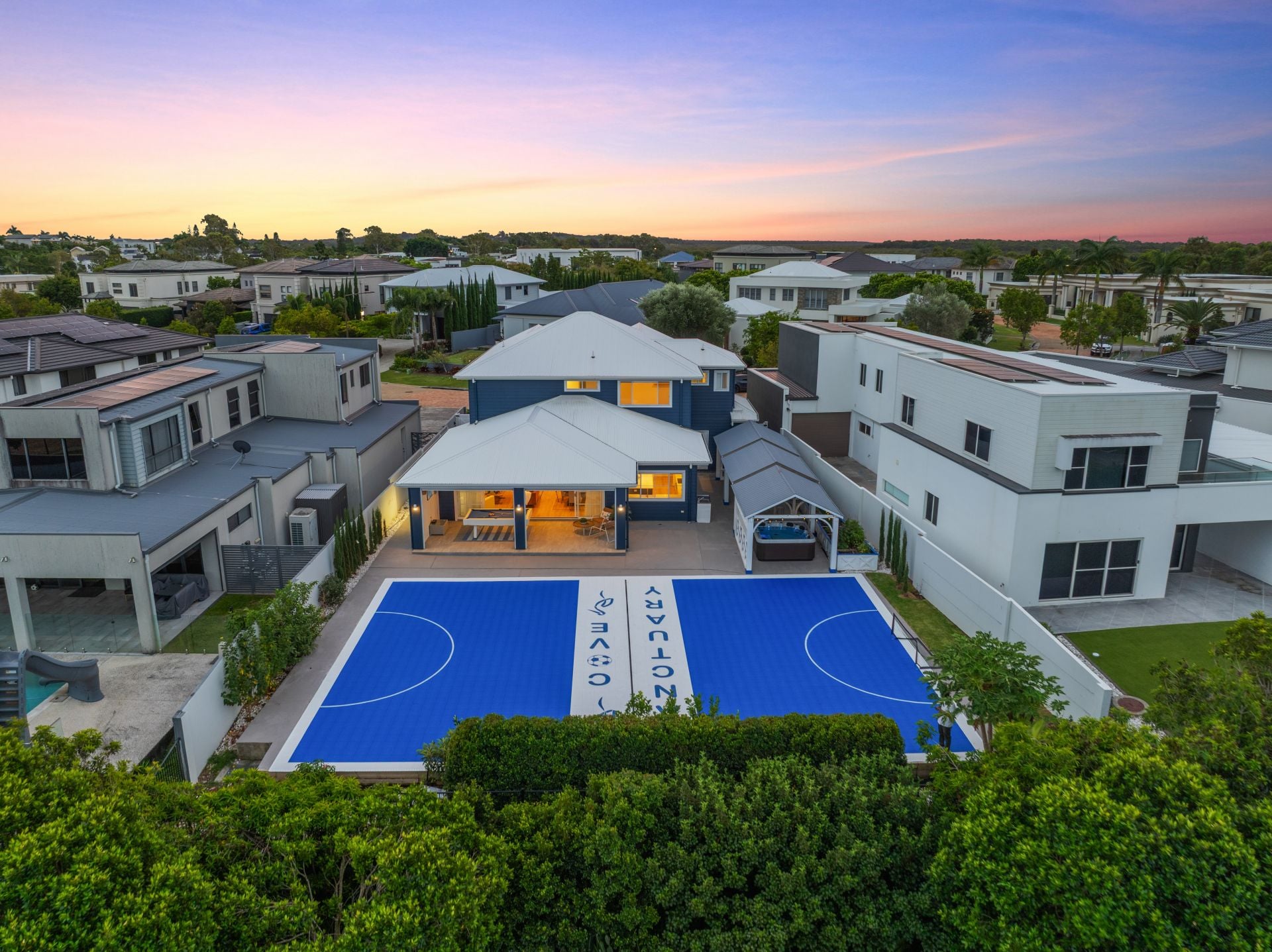 3054 Forest Hills Drive, Sanctuary Cove QLD 4212, Sanctuary Cove - Thumbnail 2