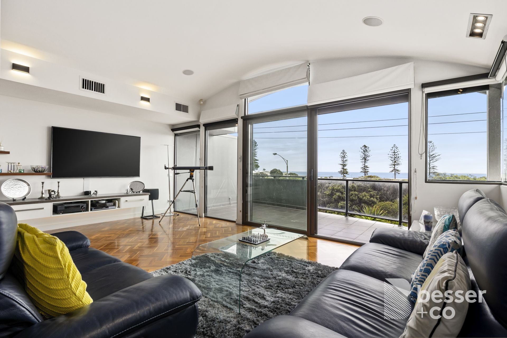 53 Ormond Esplanade, Elwood - Thumbnail 8