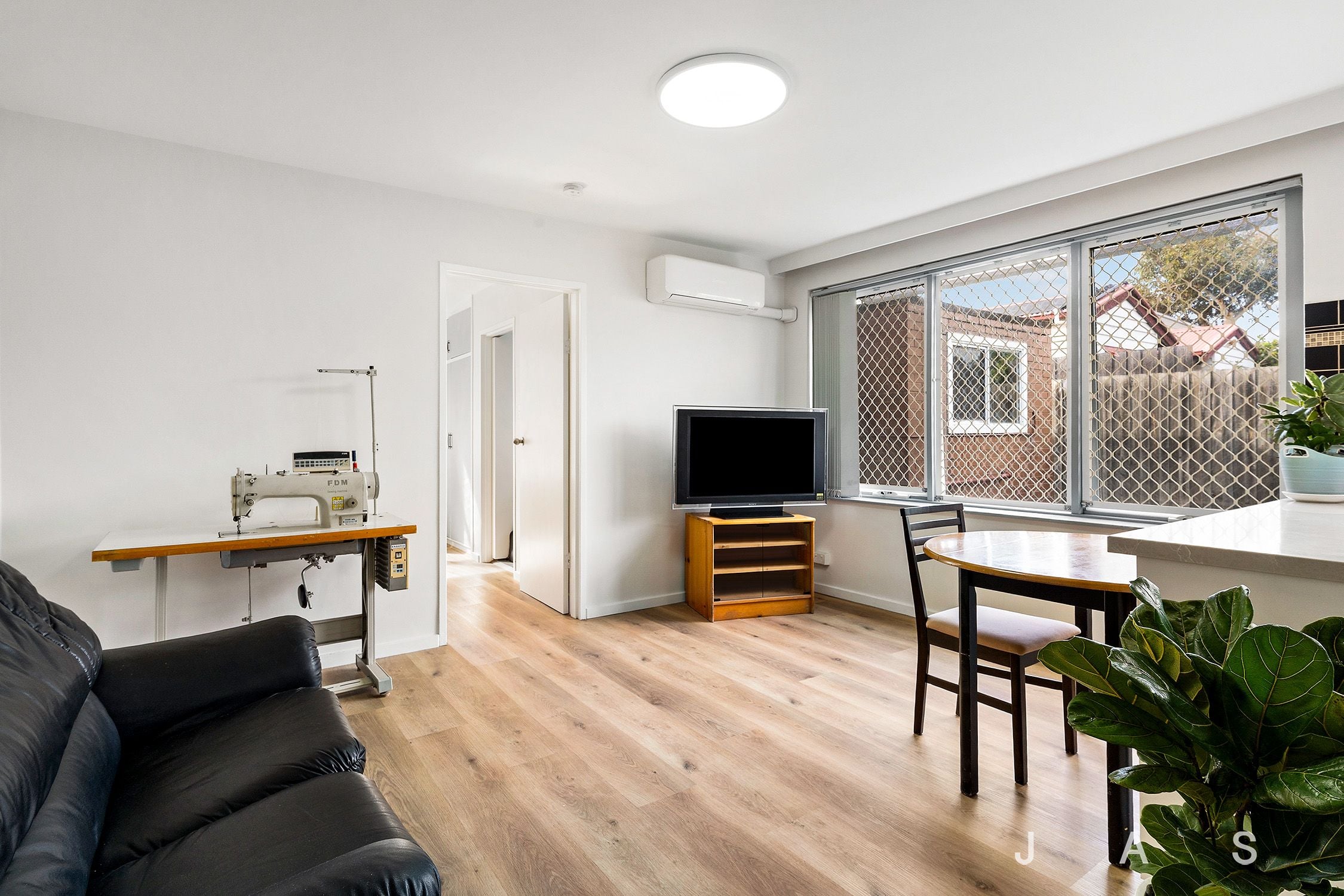 10/8-10 Clyde Street Maribyrnong VIC, Maribyrnong - Thumbnail 4