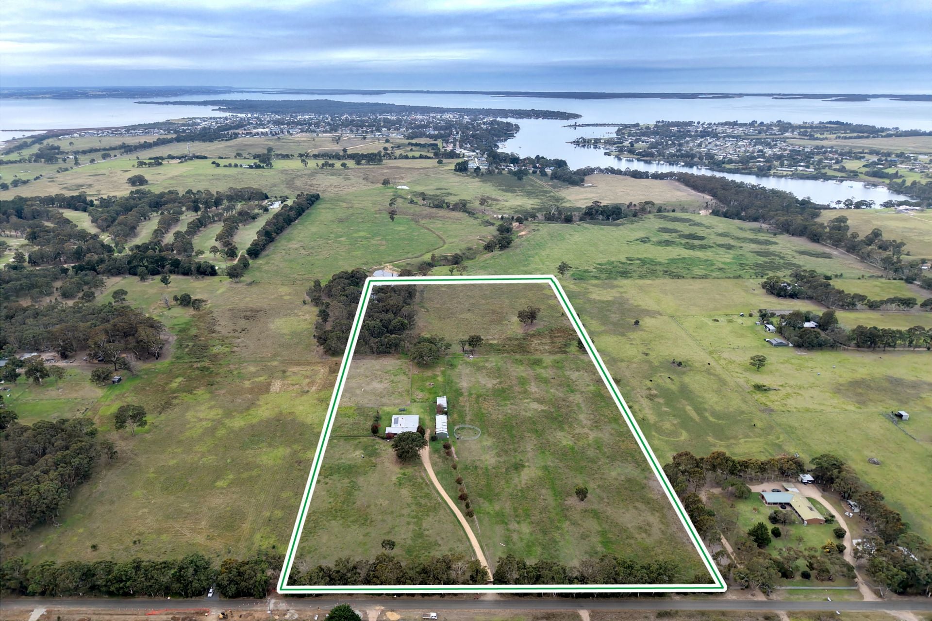 109 Mctaggarts Road, Eagle Point VIC, Eagle Point - Thumbnail 3