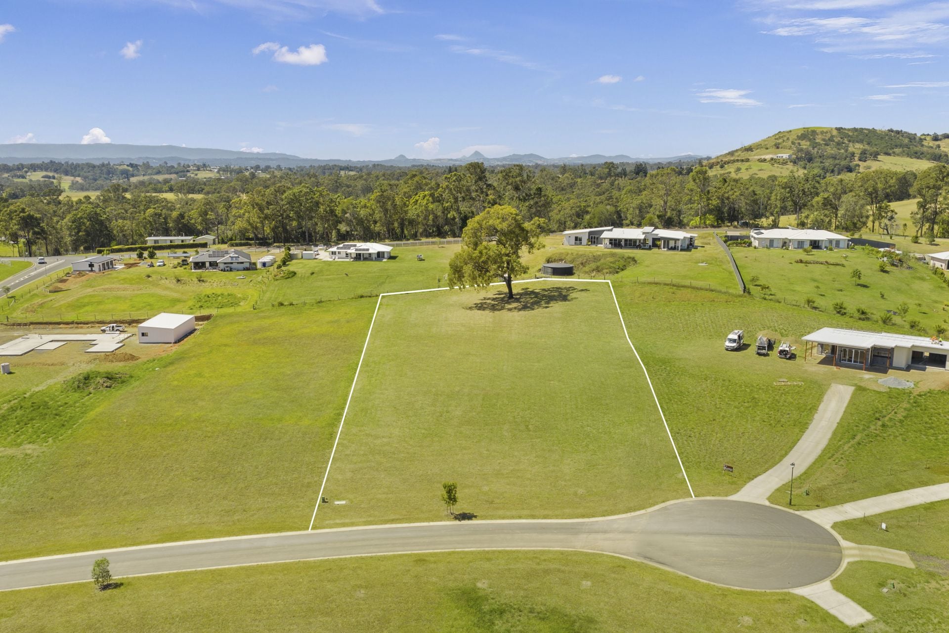 24/ Blacksmith Circuit, McIntosh Creek - Image 1
