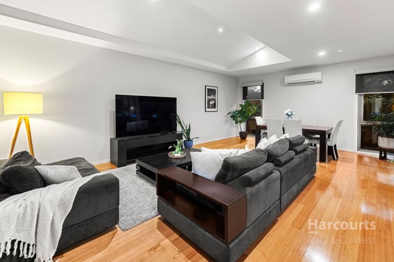 12 Flemington Street, Caroline Springs