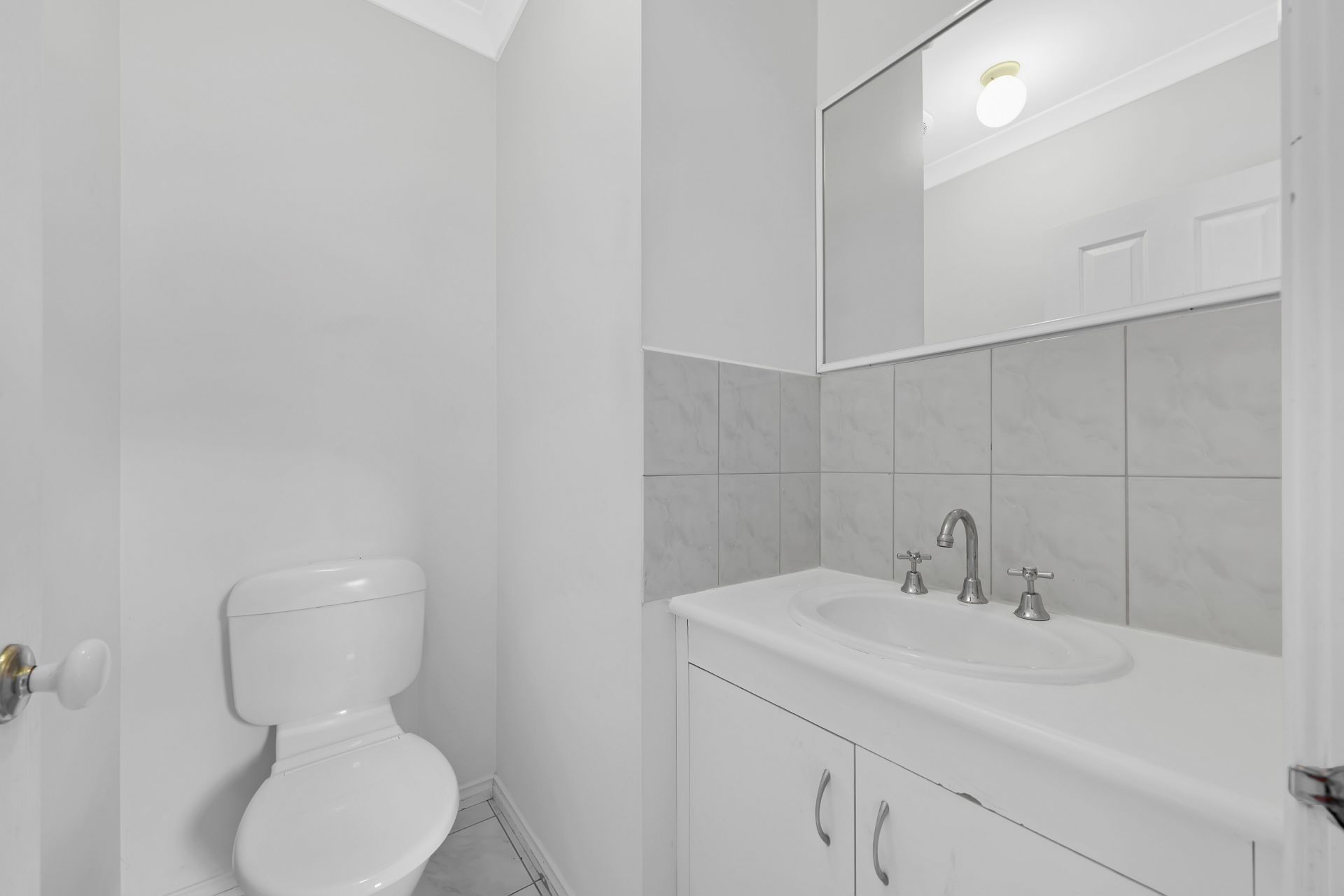 Modern Comfort & Convenience in Prime Reservoir Location